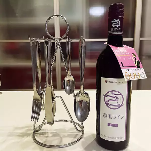 「出し入れしやすくすっきり整理整頓☆カトラリーの収納アイデア」の画像