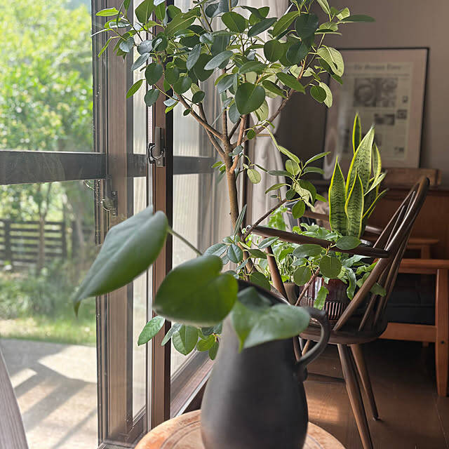 「ヴィンテージ家具と余白で魅せる、優しく落ち着いた住まい」 by eruさん