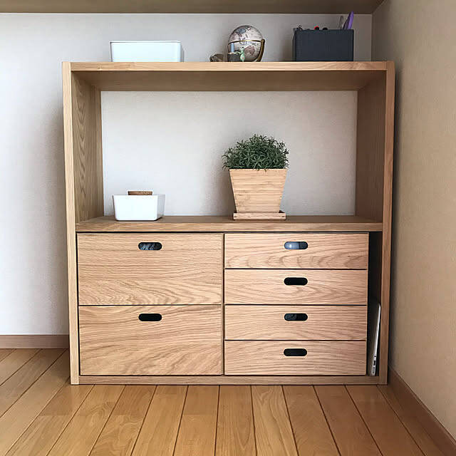 生活スタイルに合う置き方や収納法が見つかる！ノートパソコンの置き方6選