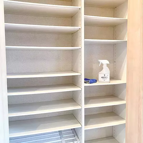 「清潔感いっぱい！家族みんなが気持ち良く使える靴箱の掃除＆整理整頓術」の画像