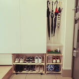 「アイデアしだいで自由自在！自分好みのインテリアがつくれる100均のすのこを活用したDIY実例」の画像2