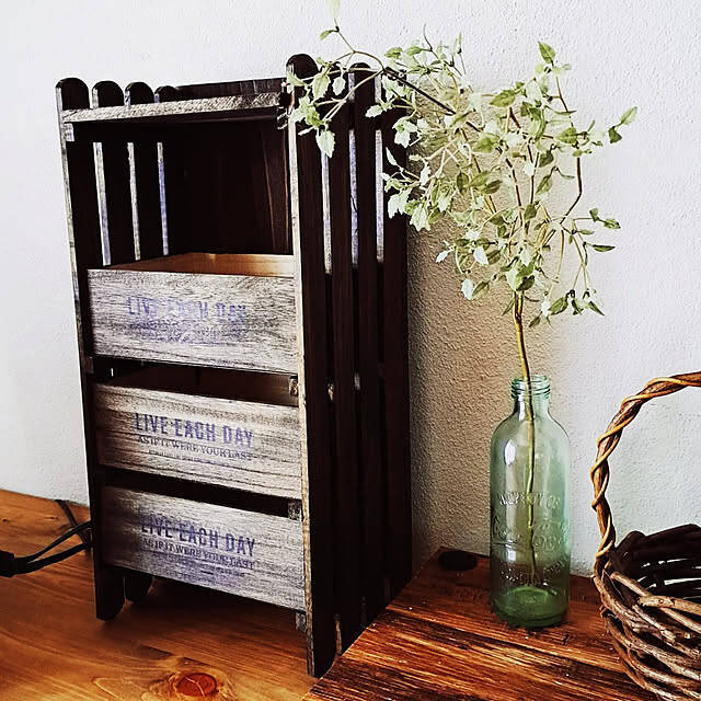 アイデアしだいで自由自在！自分好みのインテリアがつくれる100均のすのこを活用したDIY実例