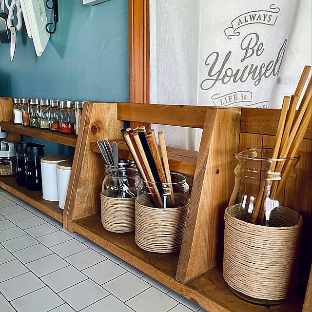 空き瓶が暮らしに馴染む道具に変わる！日常に楽しさを添えるリメイク実例集