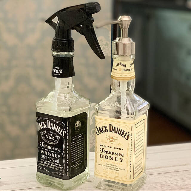 空き瓶が暮らしに馴染む道具に変わる！日常に楽しさを添えるリメイク実例集