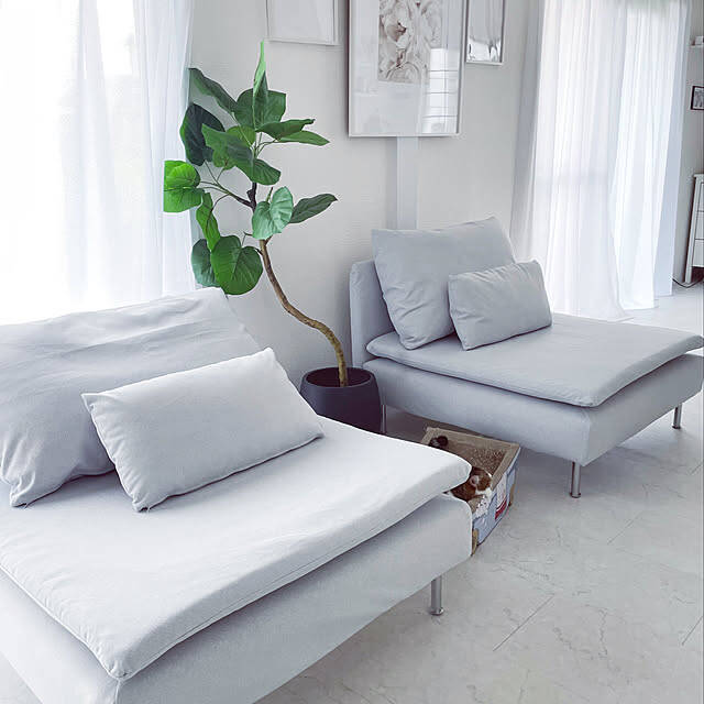 カスタマイズ可能で自在に楽しめる♪奥行きのある座面が心地よいIKEAのソーデルハムン