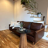 「シンプル派も個性派も♪ソファやベッド周りがもっと快適に、センスも高まるサイドテーブル6選」の画像5