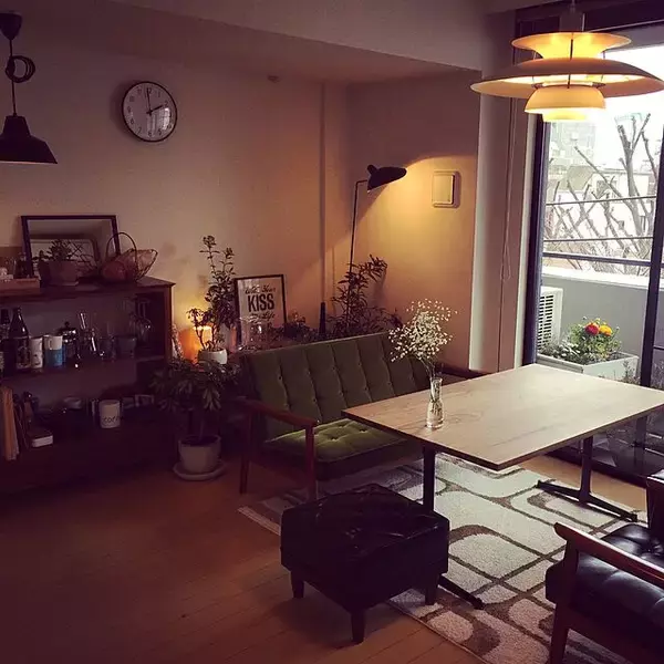 「スタイル別に紹介！リビングのモダンインテリア実例集」の画像