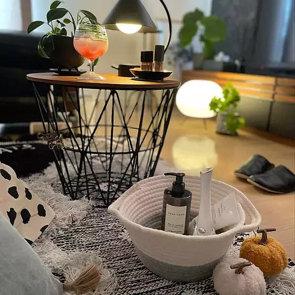 「収納もインテリアもおまかせ！リビングで使いたいダイソーアイテム」の画像