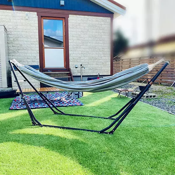 「心地よい揺れに思いきり癒される♡おうち時間の充実におすすめのハンモック」の画像