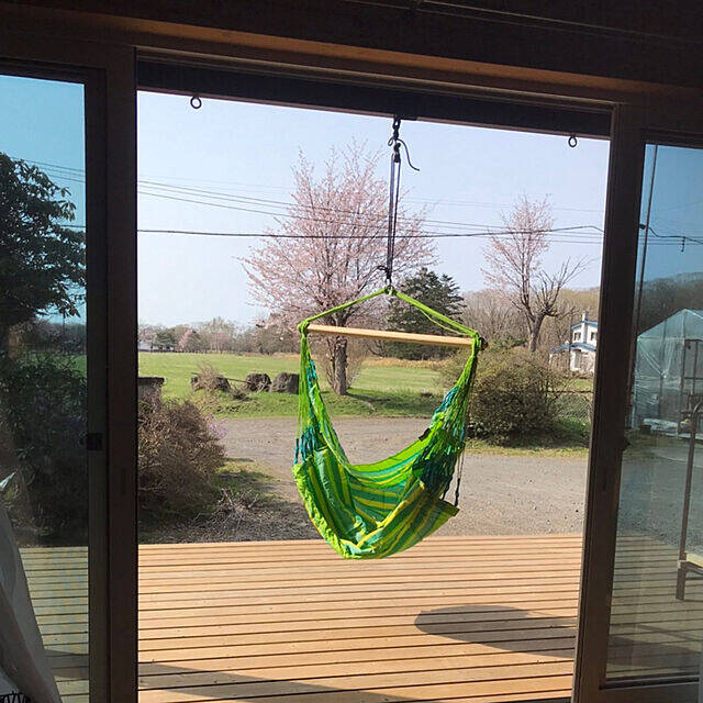 心地よい揺れに思いきり癒される♡おうち時間の充実におすすめのハンモック