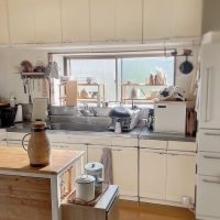 「日々に寄り添う心地よさ、古い家を工夫して楽しむ優しいキッチン」 by kie.さん