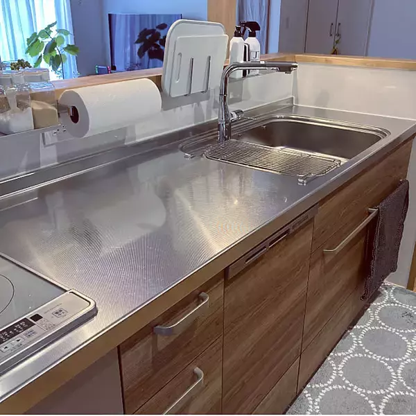 「目につくところだからピカピカにして気持ちよく♪キッチンの調理台＆カウンターの掃除テクニック」の画像