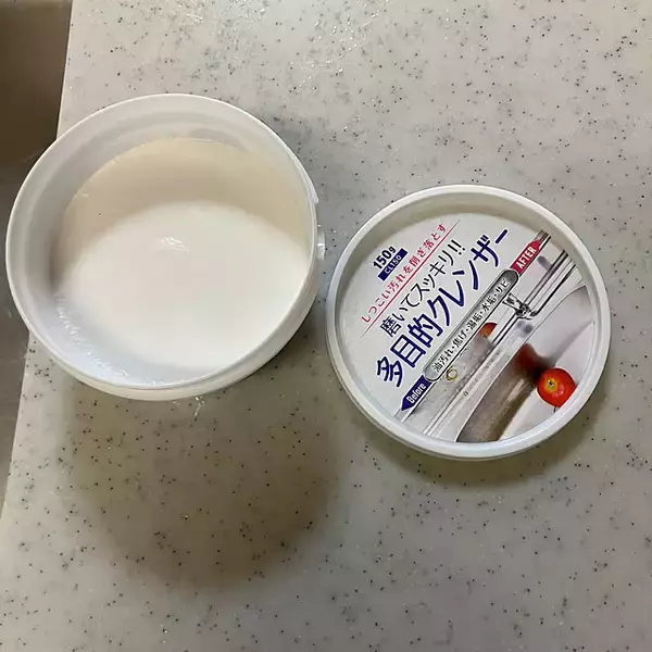 「コスパ抜群のラインナップ！セリアで見つけた優秀掃除グッズ6選」の画像