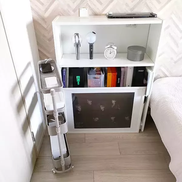 「もっと便利に使いやすく、収納や充電も快適に♪タブレットの置き方の工夫」の画像