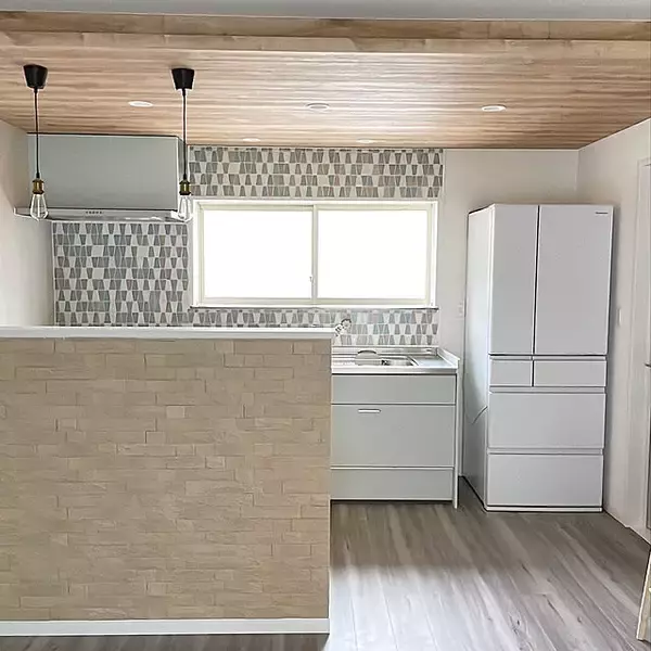 「世界に1つだけの愛すべき空間へ♡使いやすくてハイセンスなキッチンDIY」の画像