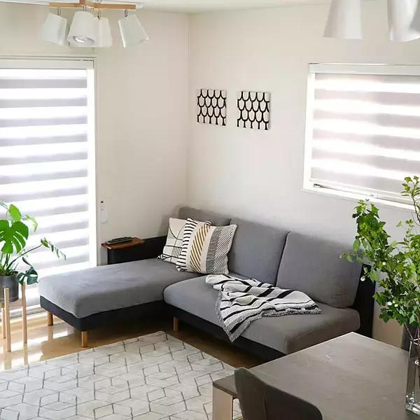 「3つのパターン別に学ぶ☆リビングのソファの置き方アイデア帖」の画像