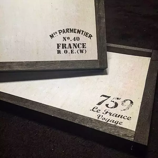 「いろいろあって迷っちゃう♪セリアのお買い得ランチョンマット」の画像