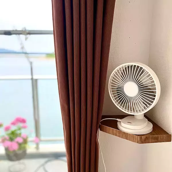 「置き場所の悩みやスペース問題もすっきり解消！快適な寝室を作るダイソーのおすすめ収納アイテム」の画像