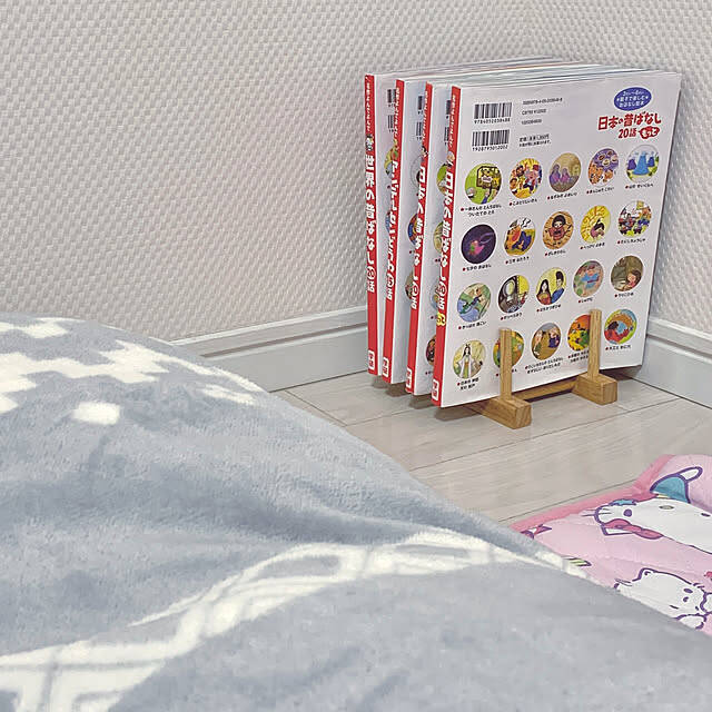 置き場所の悩みやスペース問題もすっきり解消！快適な寝室を作るダイソーのおすすめ収納アイテム