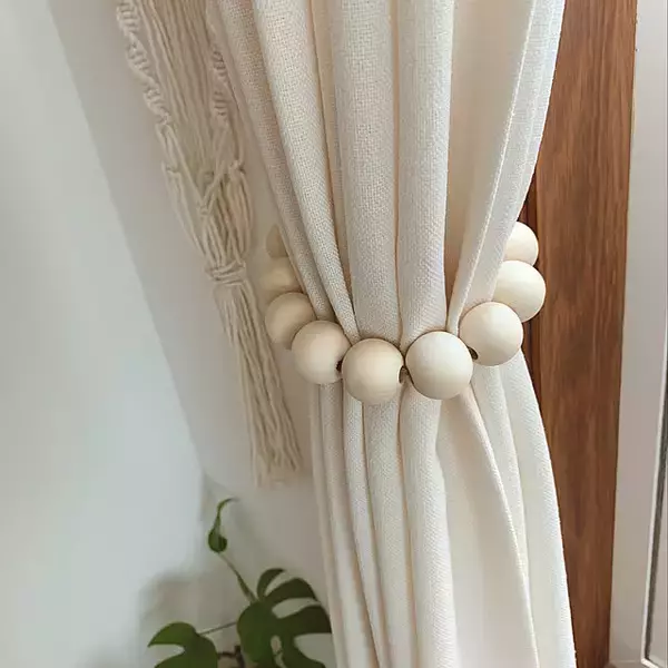 窓辺をもっとお気に入りに♡自分好みに作るカーテンタッセルのDIYアイデア