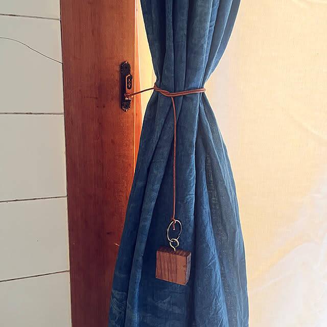 窓辺をもっとお気に入りに♡自分好みに作るカーテンタッセルのDIYアイデア