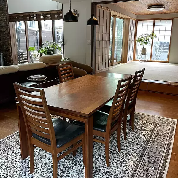 「【写真でルームツアー】山岳リゾートのような開放感と自然を感じる住まい。maimai0110さんのお家をご紹介！」の画像