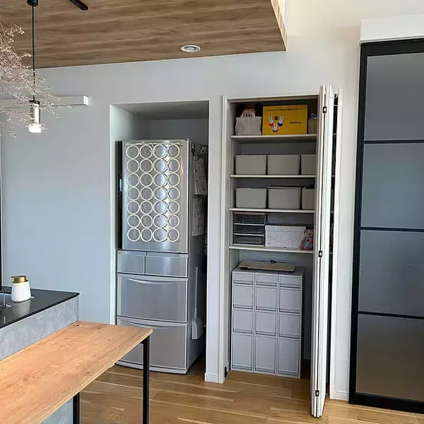 「家事効率のよい収納で生活の満足度を上げる！つくってよかった収納スペース10選」の画像