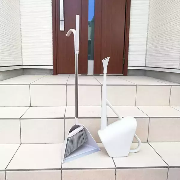 「取り入れるだけでセンスアップ！無印良品のインテリアグリーンと関連グッズをご紹介」の画像