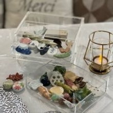 ショーケースみたいで気分が上がる♡無印良品のアクリルアイテムを使ったディスプレイ収納アイデア