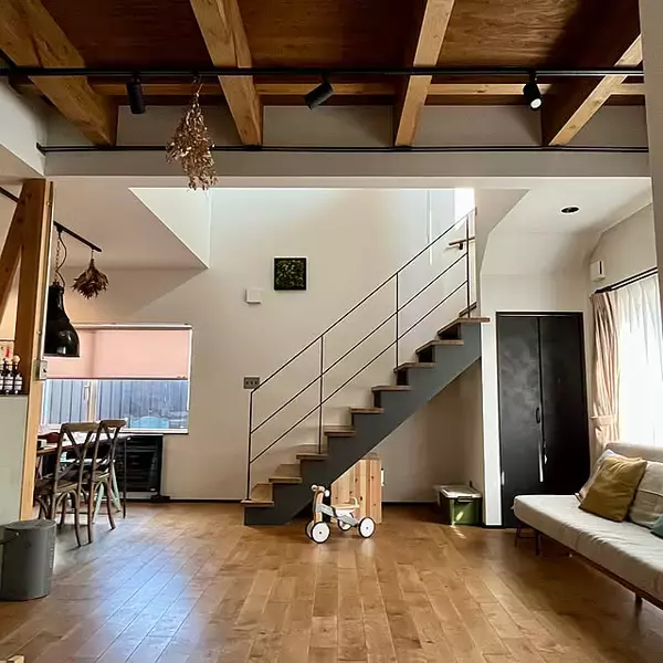 「無骨で洗練された空間が演出できる☆インダストリアルインテリアのカタログ」の画像