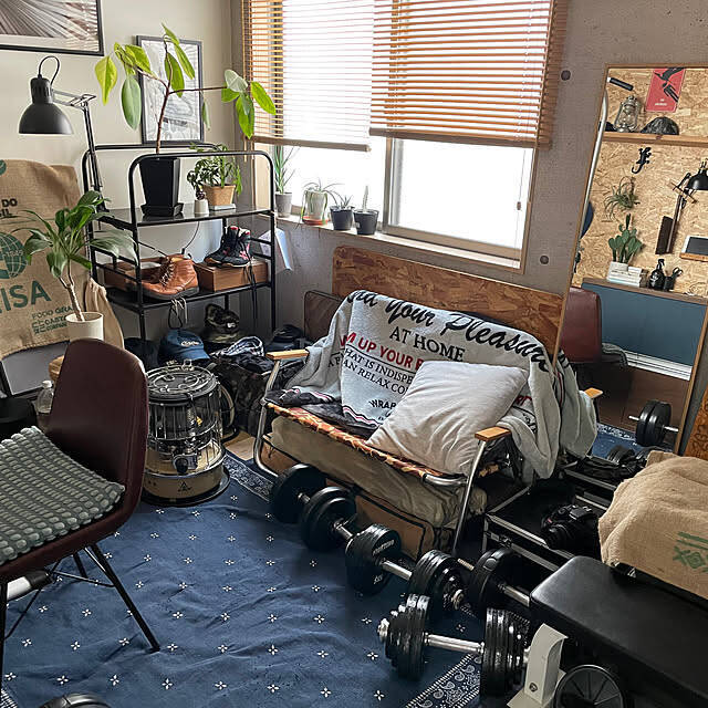 無骨で洗練された空間が演出できる☆インダストリアルインテリアのカタログ