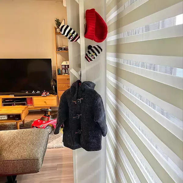 「壁面収納に大活躍！自宅で活用しやすいIKEAのフックアイテム6選」の画像