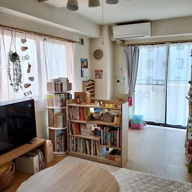 読書好きさん必見の収納アイデア♪お部屋にも暮らしにもしっくりとなじむ本棚のコーディネート実例