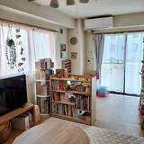 「読書好きさん必見の収納アイデア♪お部屋にも暮らしにもしっくりとなじむ本棚のコーディネート実例」の画像5