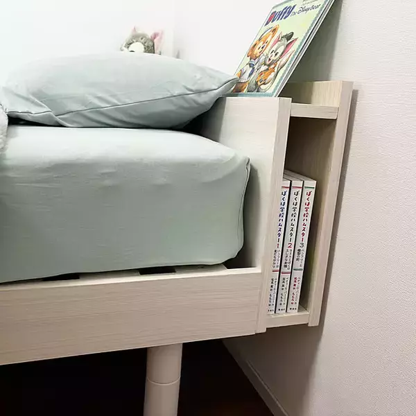 「読書好きさん必見の収納アイデア♪お部屋にも暮らしにもしっくりとなじむ本棚のコーディネート実例」の画像