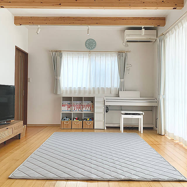 空間を足元から快適に♪デザインや機能性も幅広いニトリのラグを取り入れた実例6選