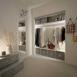 「ちょっとの工夫でクローゼットもスッキリ快適に♪服を持ちすぎないコツ10選」の画像8