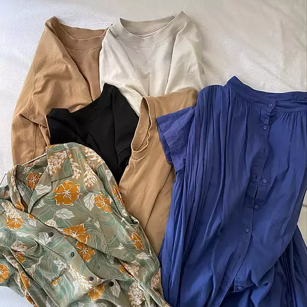 「ちょっとの工夫でクローゼットもスッキリ快適に♪服を持ちすぎないコツ10選」の画像