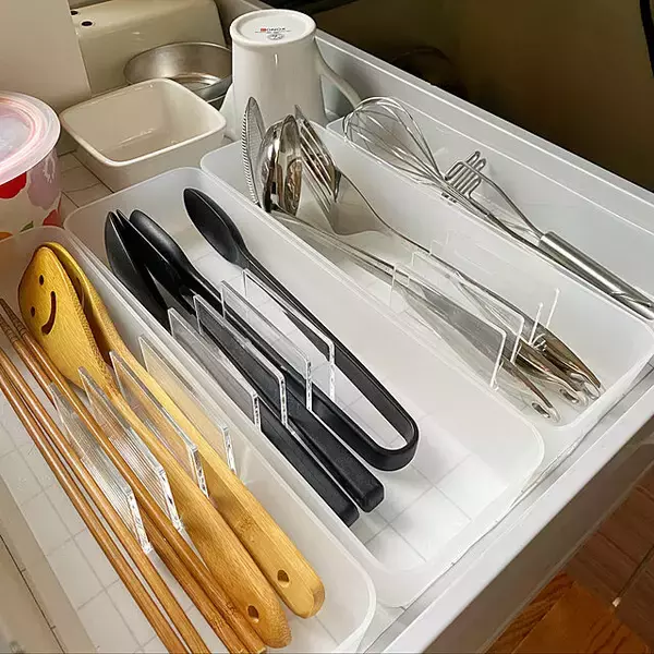 「整理整頓に役立つアイデア☆おすすめの小物の収納テクニック」の画像