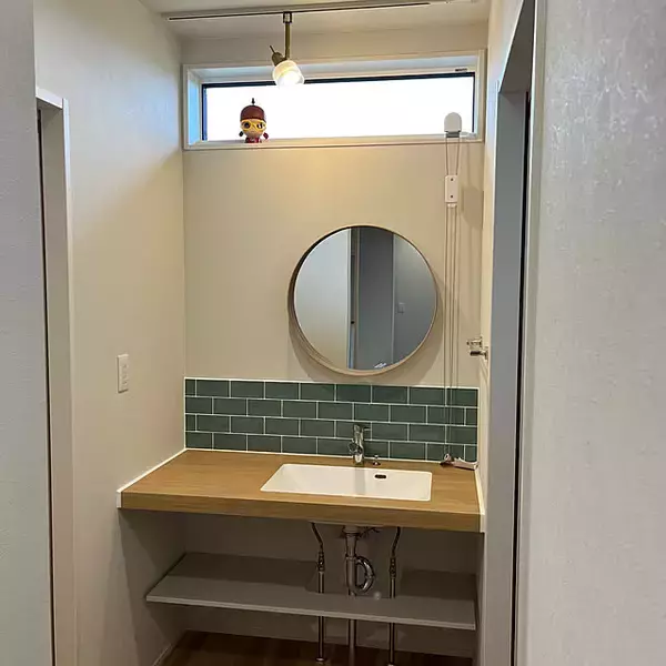 「毎日の身支度が楽しくなる♪洗面所を美しく整えるIKEAのアイテム6選」の画像