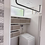 「デッドスペース解消＆家事効率アップ！見た目もばっちりな洗濯機上の収納アイデア集」の画像6