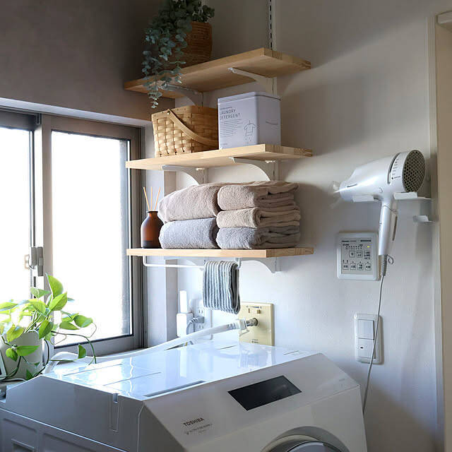 デッドスペース解消＆家事効率アップ！見た目もばっちりな洗濯機上の収納アイデア集