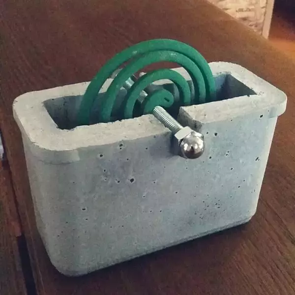 「お家にあるものの活用からリメイクまで☆蚊取り線香ケース」の画像