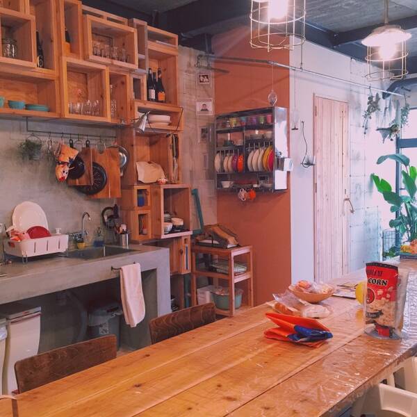 機能性も抜群 集めた食器やカトラリーを見せる収納術 17年8月28日 エキサイトニュース