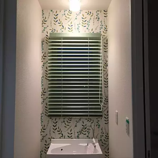 「お部屋をすっきり♪ニトリのブラインドで模様替え」の画像