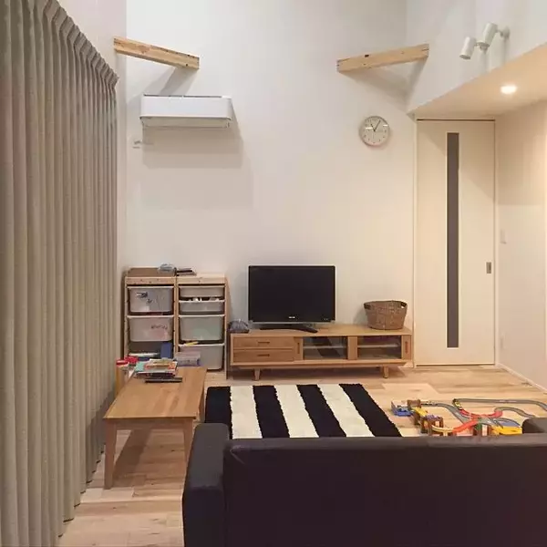 「リビングに置いちゃおう♡イケアのトロファストで効率収納」の画像