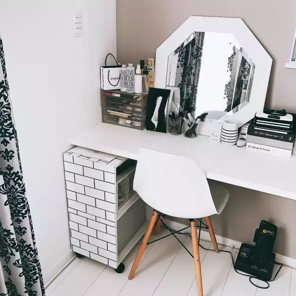 「カラーボックスを使ってリメイクを楽しむ10のアイデア」の画像