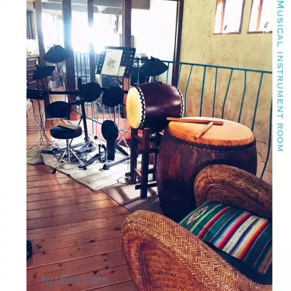 「音楽は、一生の趣味！楽器をインテリアに活用しよう」の画像