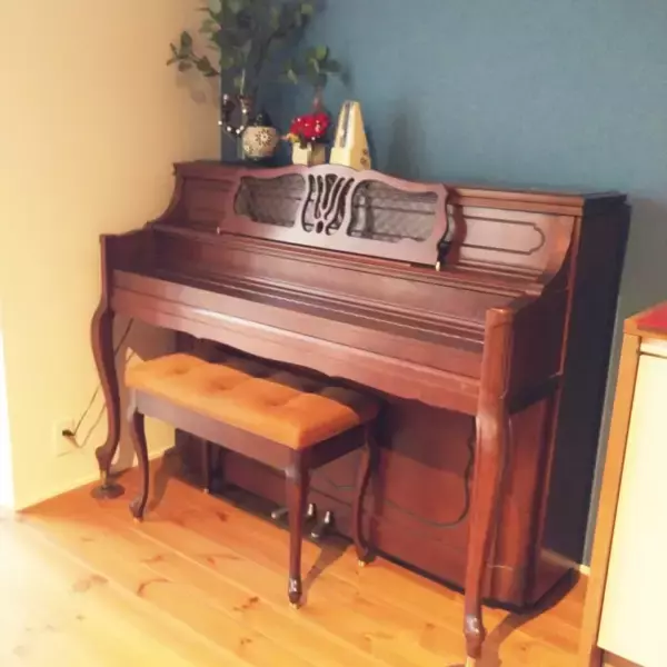 「音楽は、一生の趣味！楽器をインテリアに活用しよう」の画像