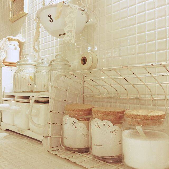 何を入れるか迷っちゃう！食卓を彩るキャニスター